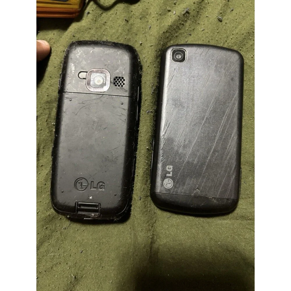 Vintage LG Cell Phone Lot - Rumor & Encore